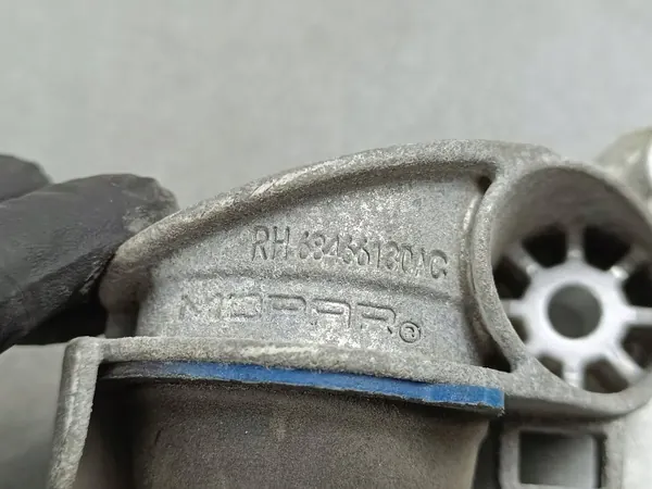 Support d'échappement Jeep Grand Cherokee WL OEM 68456130AC image 5