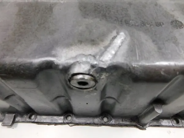 Oljetank 2.0 TDCI HDI Volvo V50 S40 Peugeot 407 307 image 2