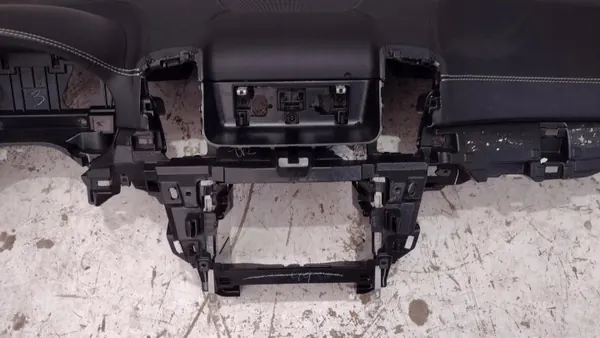 Mercedes GLE W166 mittkonsol OEM - Läder image 5