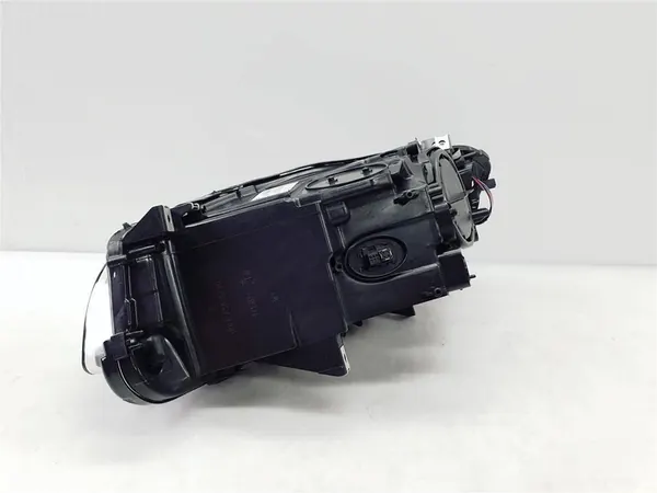 BMW 5 F10 F11 09-13 Faróis Xenon image 6