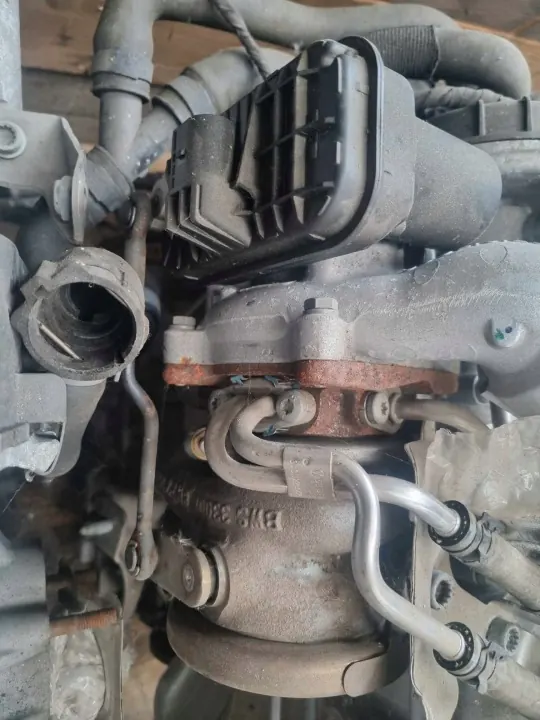Turboahtim OEM 04L253016H VW Group 1.6 TDI image 5