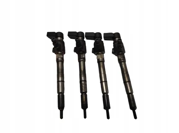 Inyector OEM 03L130277B para Skoda Fabia 1.6 TDI image 2