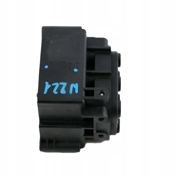 Mercedes W221 Suspension Valve Distributor A2123200358 image 8