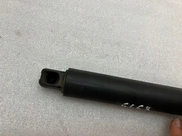 Bakluckdämpare Mercedes-Benz GL X166 2015 A1669803764 image 3