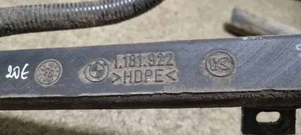 BMW Bränsletanksrör OEM 1181922 för 7-serien E38 image 3