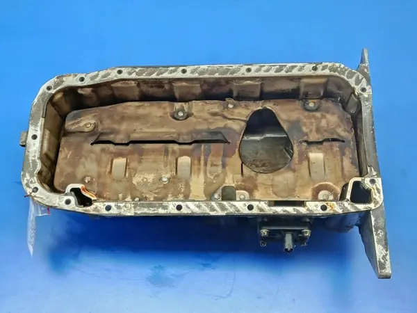 Cárter de aceite Opel Vectra C 1.8 16V OEM 0081226 Usado image 5