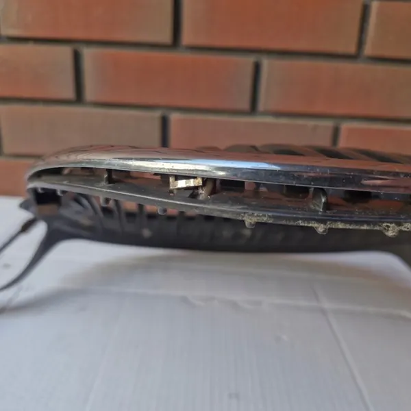 Jaguar S-Type Grill OEM 2R83-8A100-AA - Begagnad image 6