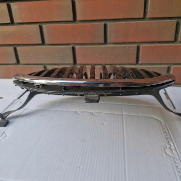 Jaguar S-Type Grill OEM 2R83-8A100-AA - Begagnad image 7