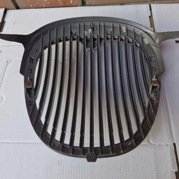 Jaguar S-Type Grill OEM 2R83-8A100-AA - Begagnad image 9