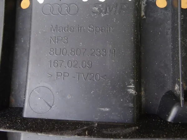 AUDI Q3 8U LIFT 15-18 S-LINE Framskydd 8U0807233H image 9