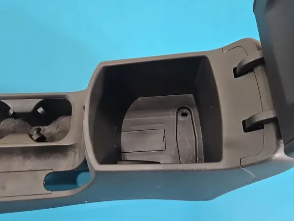 Accoudoir tunnel OEM 84670-G4000 pour Hyundai i30 III image 4