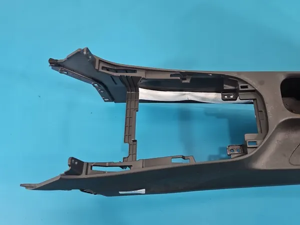 Accoudoir tunnel OEM 84670-G4000 pour Hyundai i30 III image 6