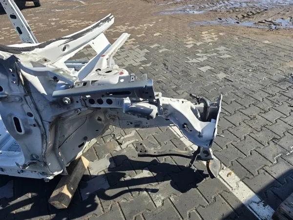FordĆwiartka OEM Etupelti Oikea USA image 2
