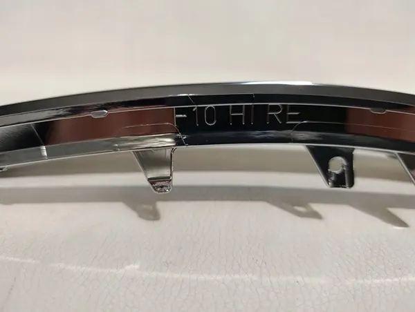 Takapuskuri kromiliitin oikea BMW 5 F10 OEM 51127341676 image 6