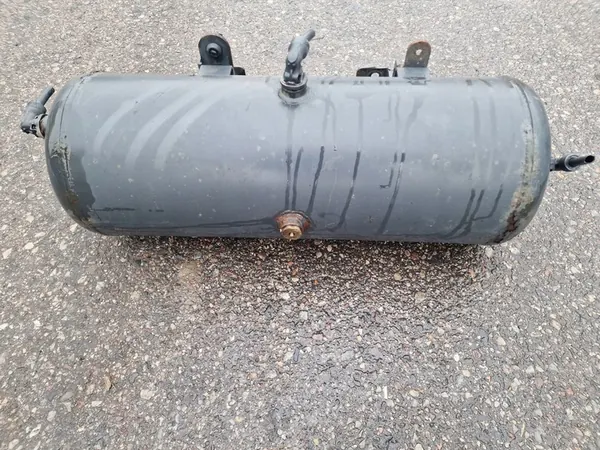 Réservoir d'air 30L Iveco Stralis S-WAY image 1