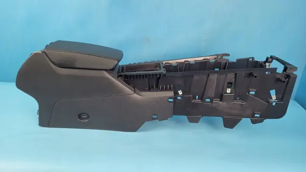 Accoudoir console centrale CUPRA LEON 23r OEM 5FB863241F image 2