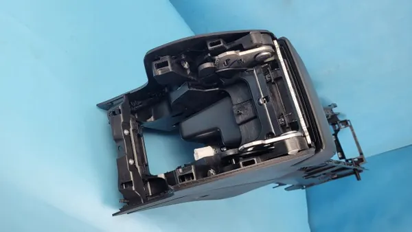 Accoudoir console centrale CUPRA LEON 23r OEM 5FB863241F image 5