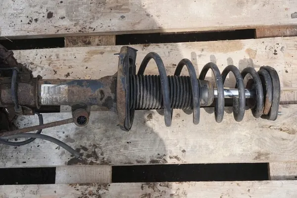 KIA SPORTAGE II 2WD Sospensione McPherson Posteriore Sinistra image 5