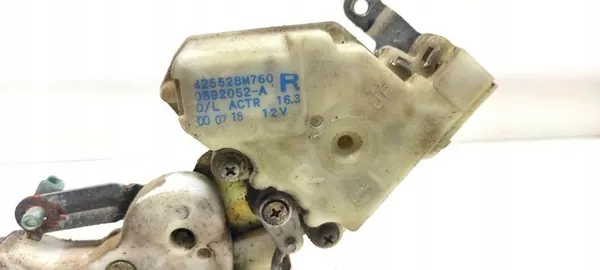 Nissan Almera 2000 Bakdörrlås image 6