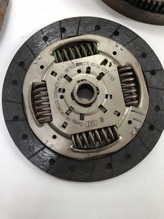 Conjunto de embreagem Seat Ibiza IV 2014 image 4