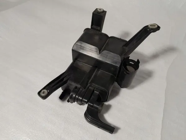 Filtre à charbon Audi Q7 7L OEM 7L8201801A image 3