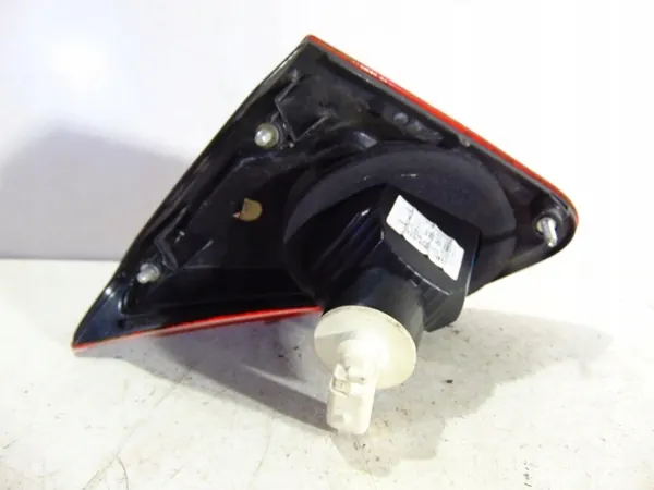 Luz trasera izquierda Nissan Qashqai I J10 Lift OEM image 5
