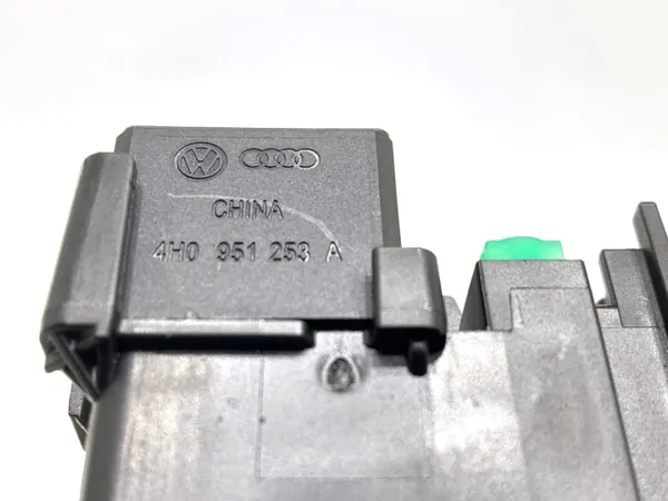 Caixa de fusíveis OEM 5WA937615 para Skoda Octavia IV image 5
