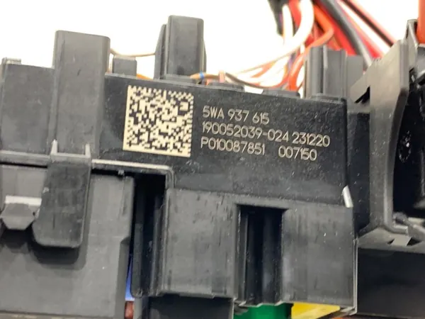 Caixa de fusíveis OEM 5WA937615 para Skoda Octavia IV image 6