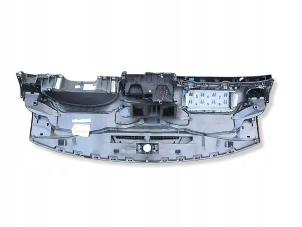 OEM 8H1857067D Planche de bord centre Seat Exeo image 4