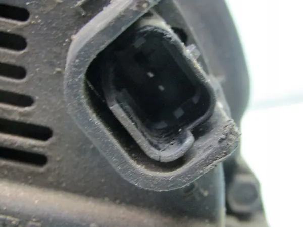 CLIO II 02R 1.5 DCI Alternator image 7