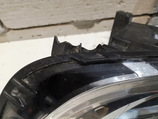 Farol Esquerdo Astra J 13293618 image 3