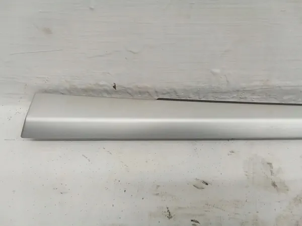 Mercedes-Benz E W238 Hecktür Fensterdichtung OEM A2386701001 image 3