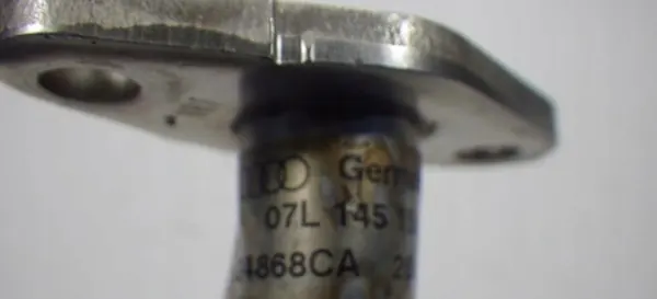 Audi OE Olieretourleiding OEM 07L145150 - Gebruikt image 4