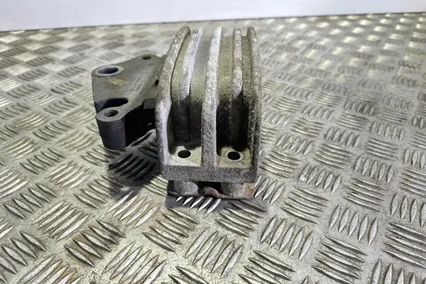 Moottorituki FORD TRANSIT 2.2L diesel 2011 image 2