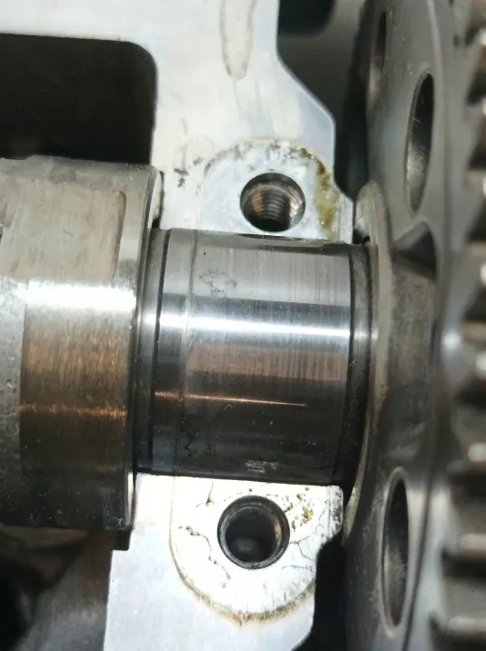Cabeça do motor BMW OE 7792753 - Usada image 3