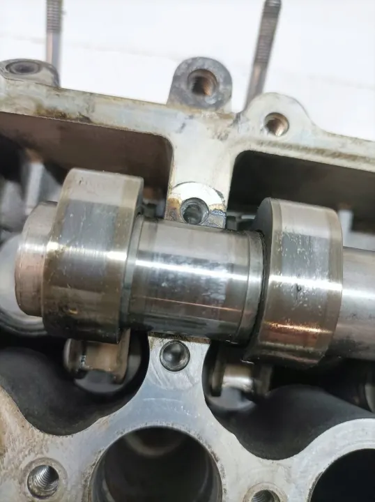 Cabeça do motor BMW OE 7792753 - Usada image 6