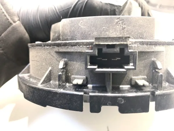 OEM A2468200102 Kaiuttimet Sarja Mercedes CLA:lle 2013-2019 image 5