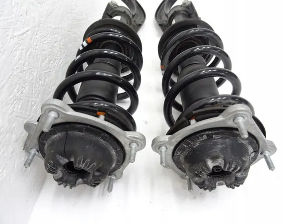 Amortiguador AUDI A7 C7 3.0 TDI 4G8413031J image 2