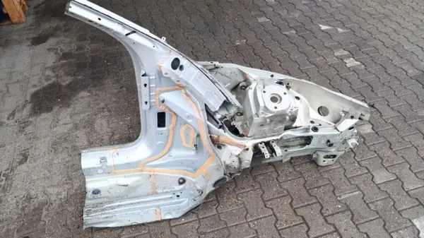 Volvo XC90 II vasen etupuskuri OEM 1184586240 image 5