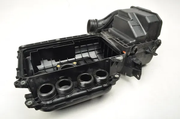 Colector de admisión Nissan OEM 423190 para Note E11 1.4 image 8