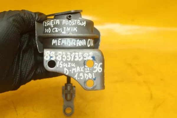 Válvula de vácuo ISUZU D-MAX II 1.9 DDI 8983313592 image 8