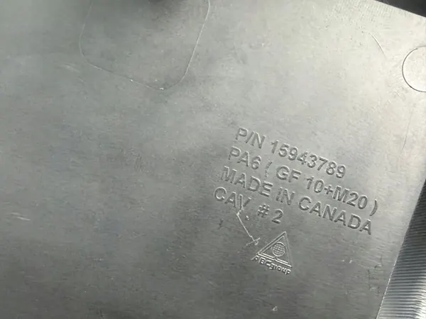 Cubierta superior motor OEM 11GM324A para Tahoe/Yukon image 5