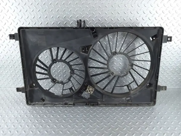 Renault Master III Tuulettimen Kotelo OEM 214811562R image 2