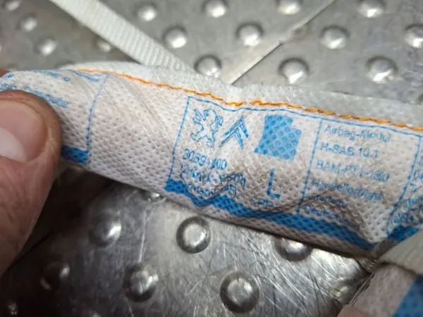 Vasen Ilmatyynyverho OEM S26279620 Citroen C4 II:lle image 5