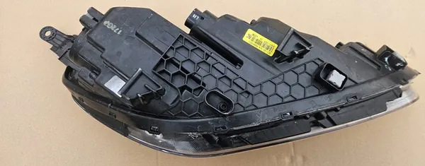 Hyundai i30 III Lente Izquierda H7 92101-G4020 image 8