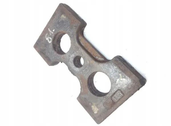 OEM 3986294 Volvo Cuña placa muelle delantera derecha image 2