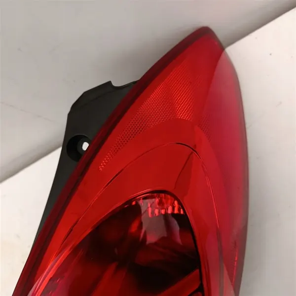 Lámpara trasera derecha Hyundai i20 I Lift 2012-2014 92402-4P500 image 2