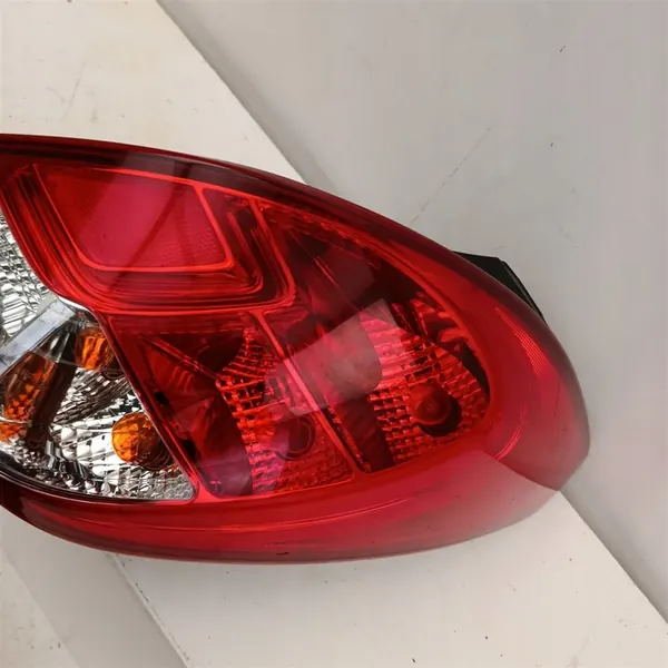 Lámpara trasera derecha Hyundai i20 I Lift 2012-2014 92402-4P500 image 4