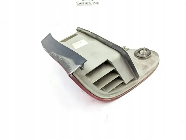 Mercedes-Benz E W211 2004 Linker Achterlicht image 8