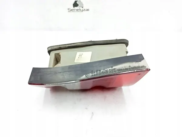 Mercedes-Benz E W211 2004 Linker Achterlicht image 9